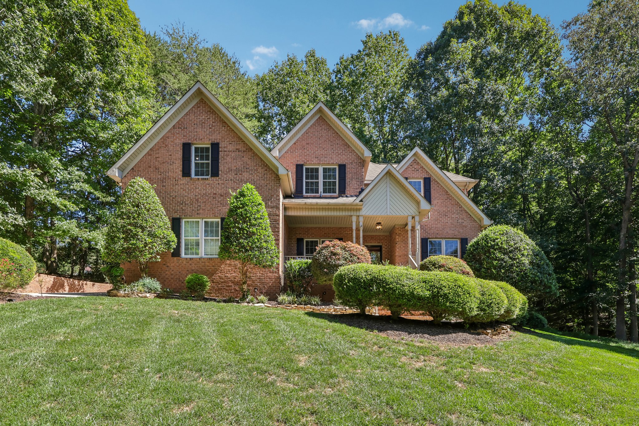 Stone Brook Ct-S2909-001.jpg