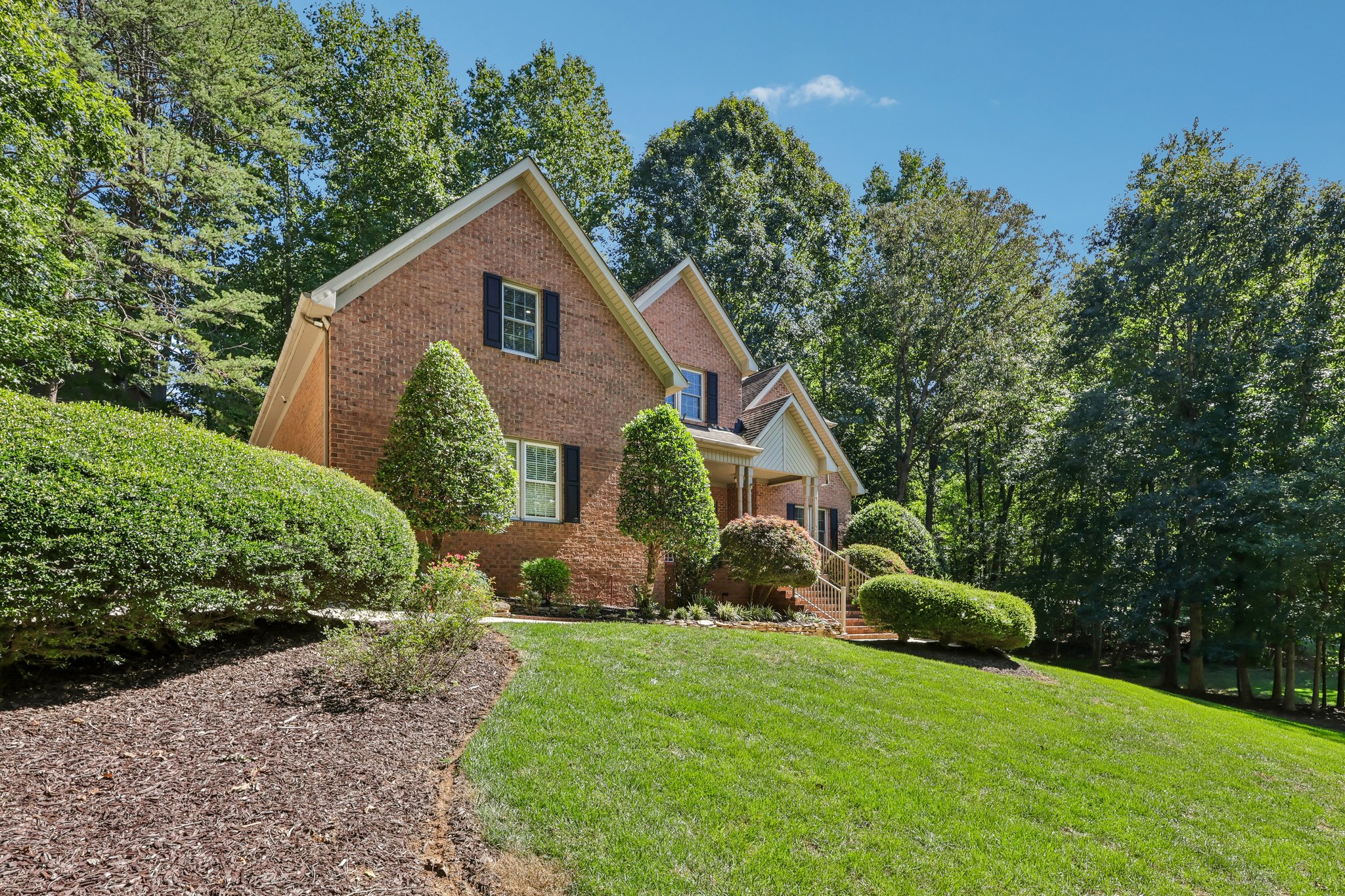 Stone Brook Ct-S2909-002.jpg