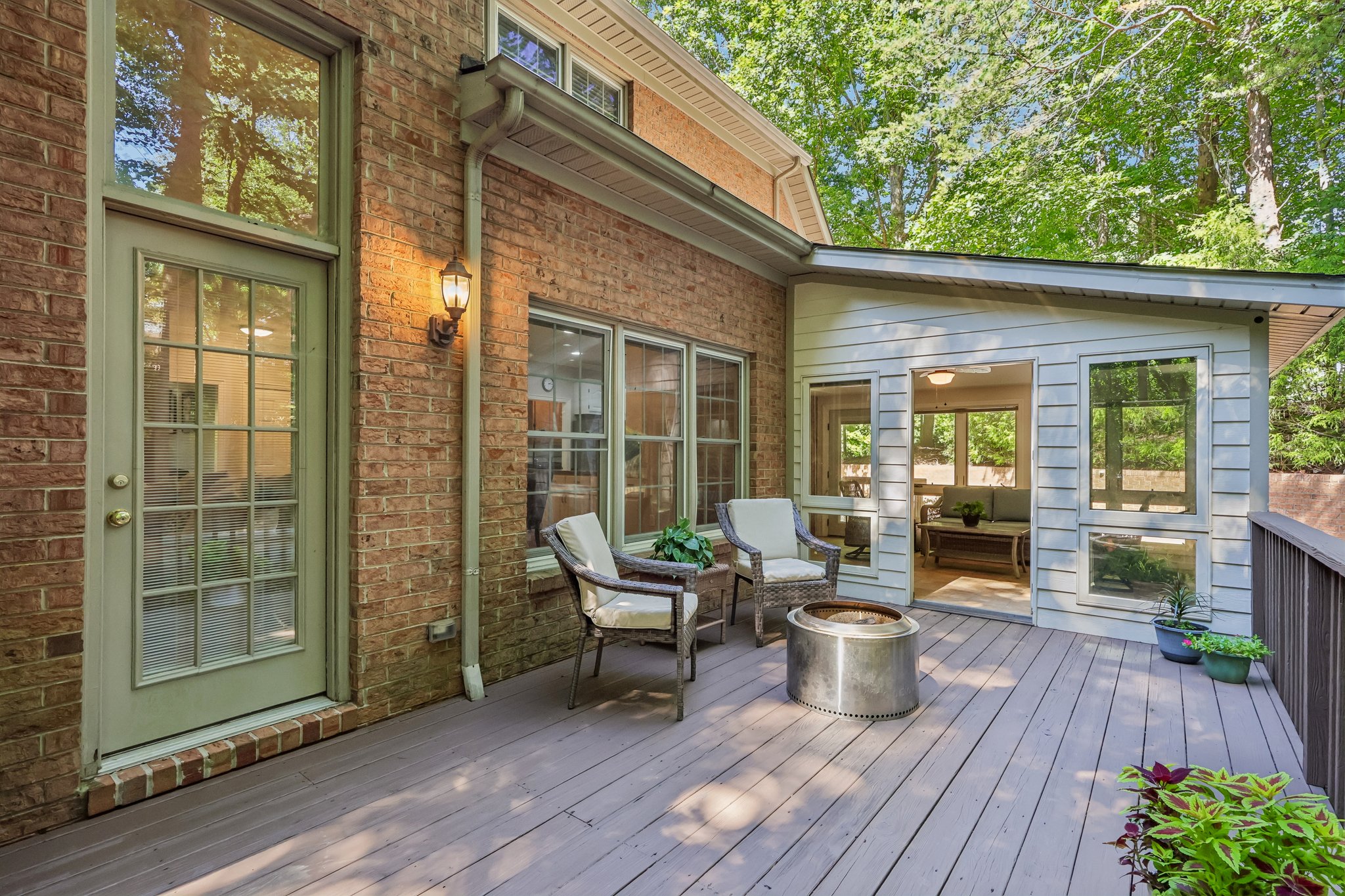 Stone Brook Ct-S2909-050.jpg