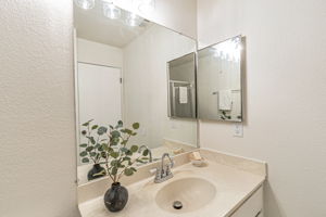  Photo 39