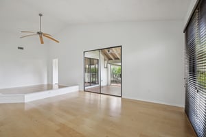 Huntingwood Ct-S1707-005.jpg