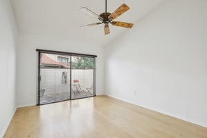 Huntingwood Ct-S1707-007.jpg