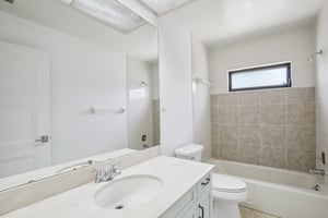 Huntingwood Ct-S1707-017.jpg