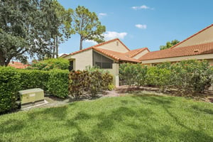 Huntingwood Ct-S1707-027.jpg