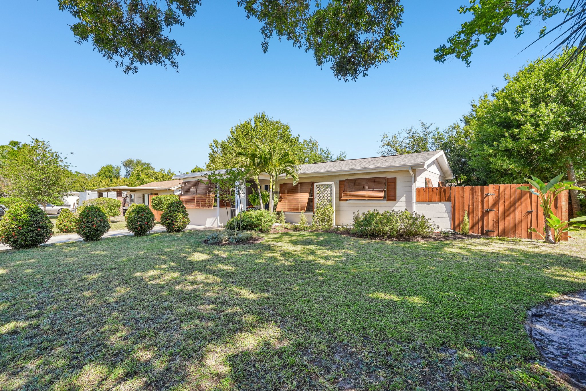 55th Ave N-S2604-003.jpg