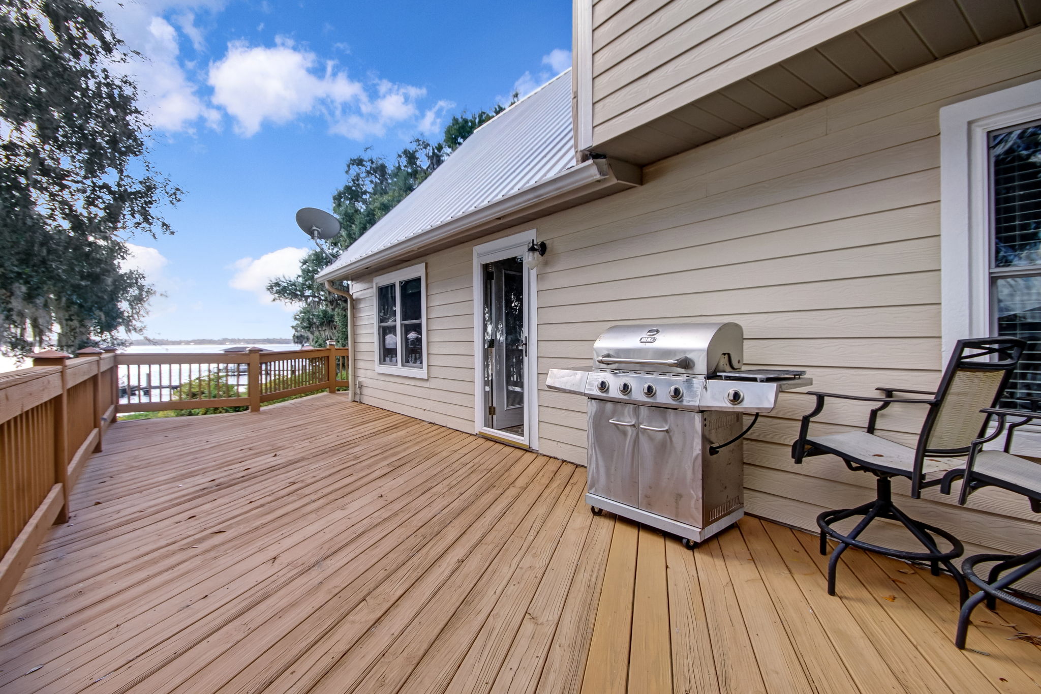 Deck