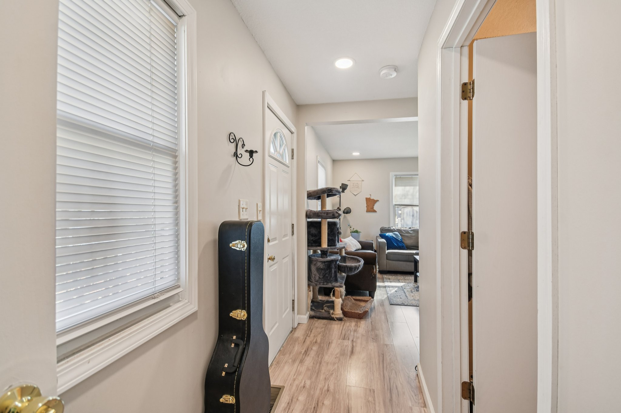 145th St N-S2702-018r.jpg