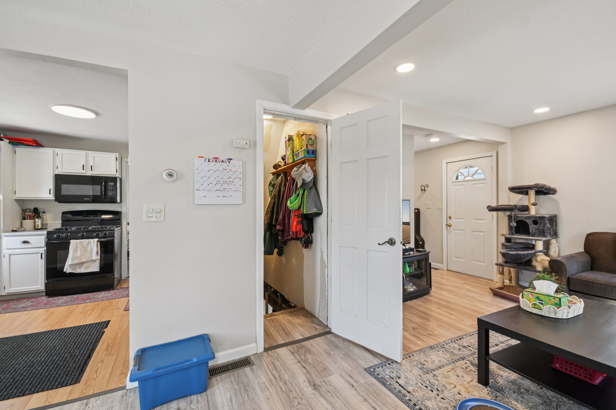 145th St N-S2702-022r.jpg