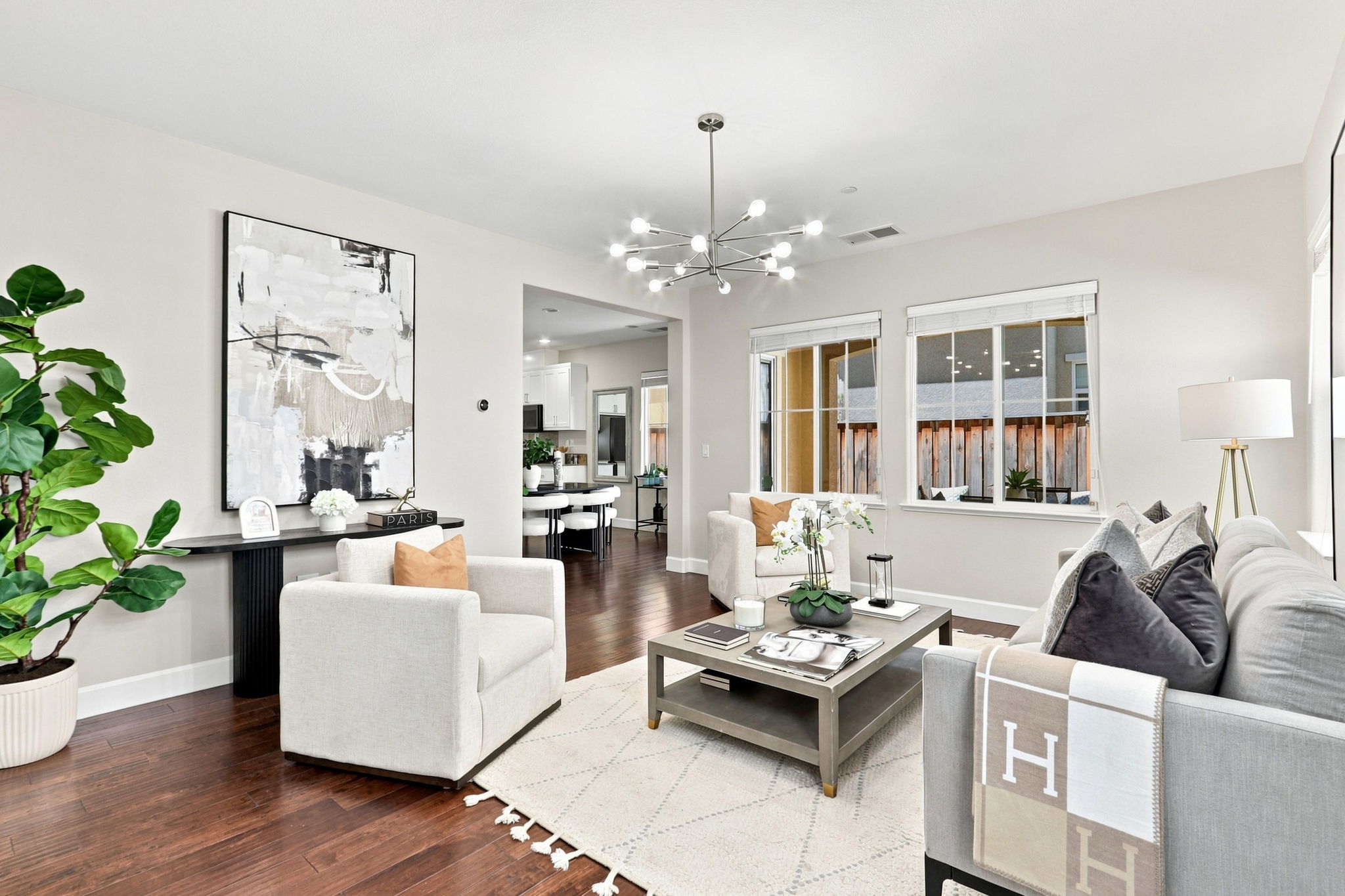 008_F8_5393 Chesbro Ave