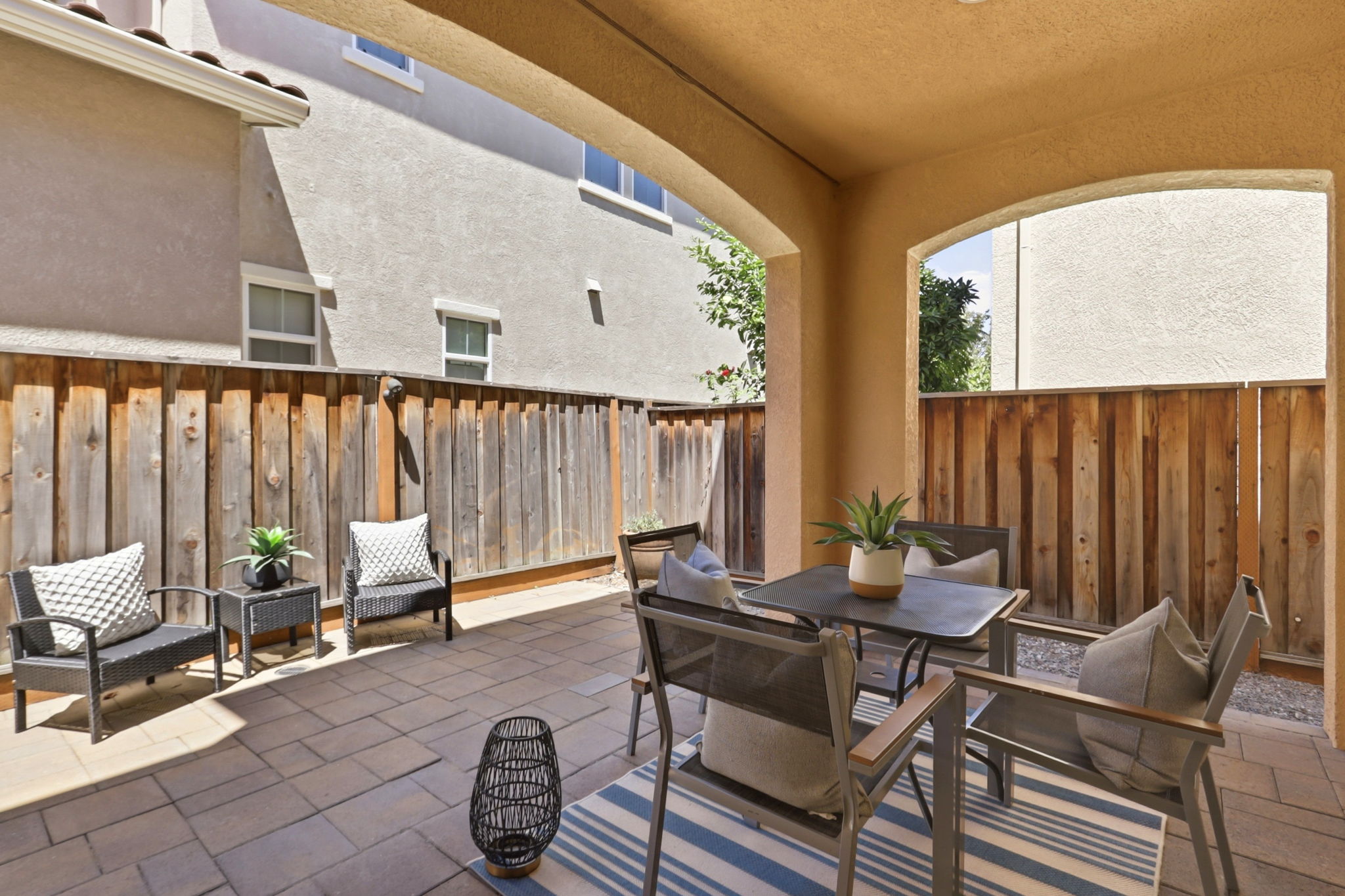 043_F8_5393 Chesbro Ave