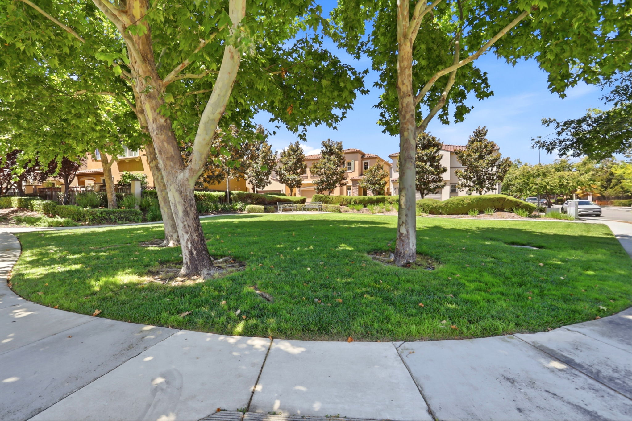 047_F8_5393 Chesbro Ave