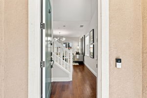 006_F8_5393 Chesbro Ave