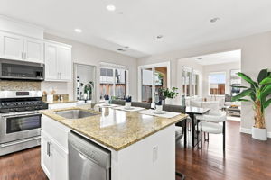 012_F8_5393 Chesbro Ave