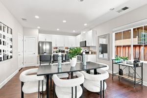 016_F8_5393 Chesbro Ave