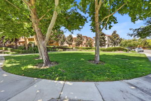 047_F8_5393 Chesbro Ave
