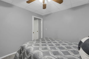  Photo 34