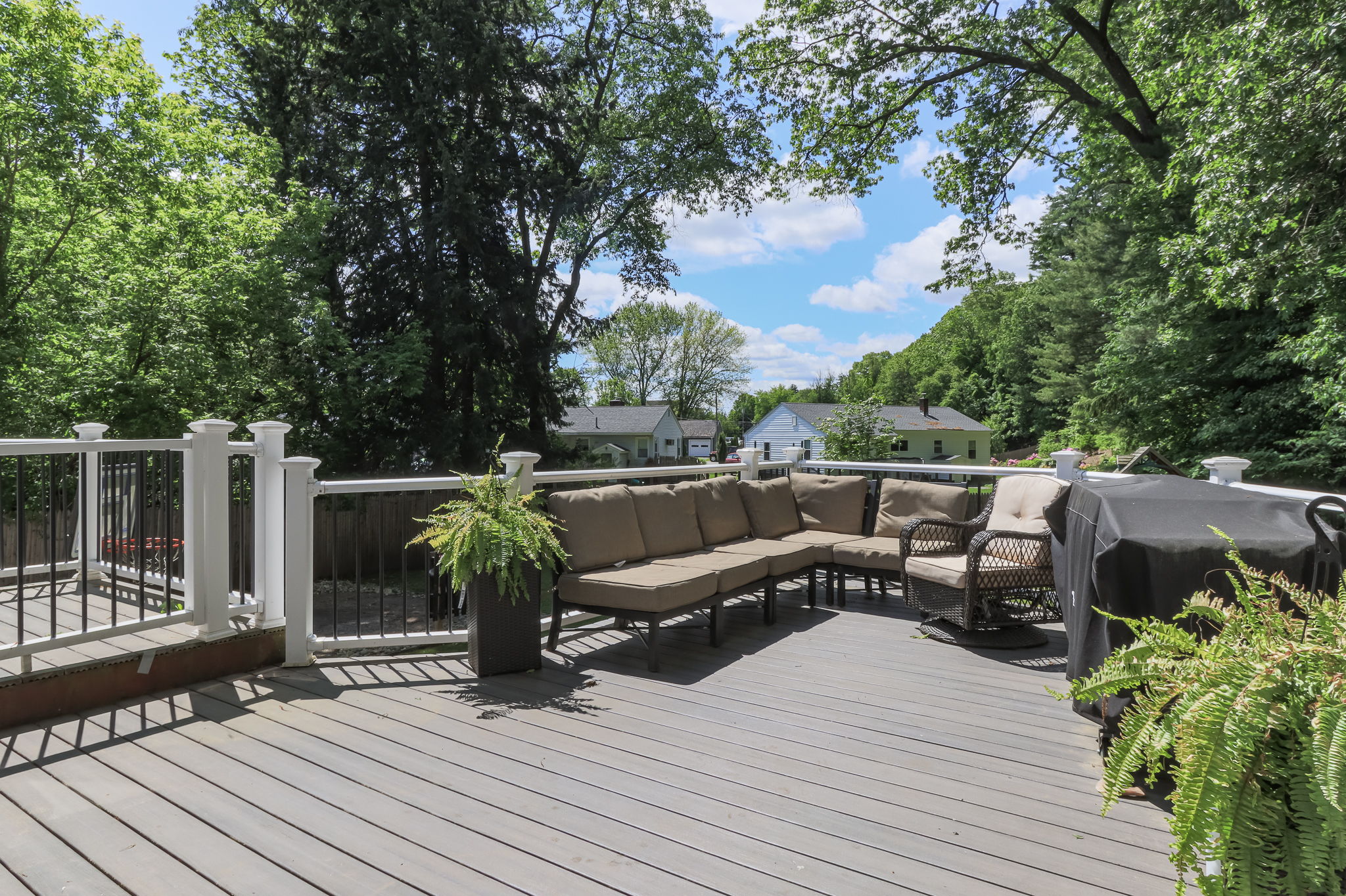 ExteriorRearPorch-1