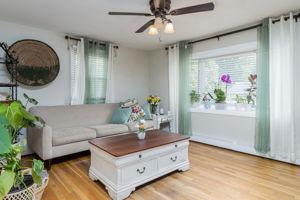 LivingRoom-1