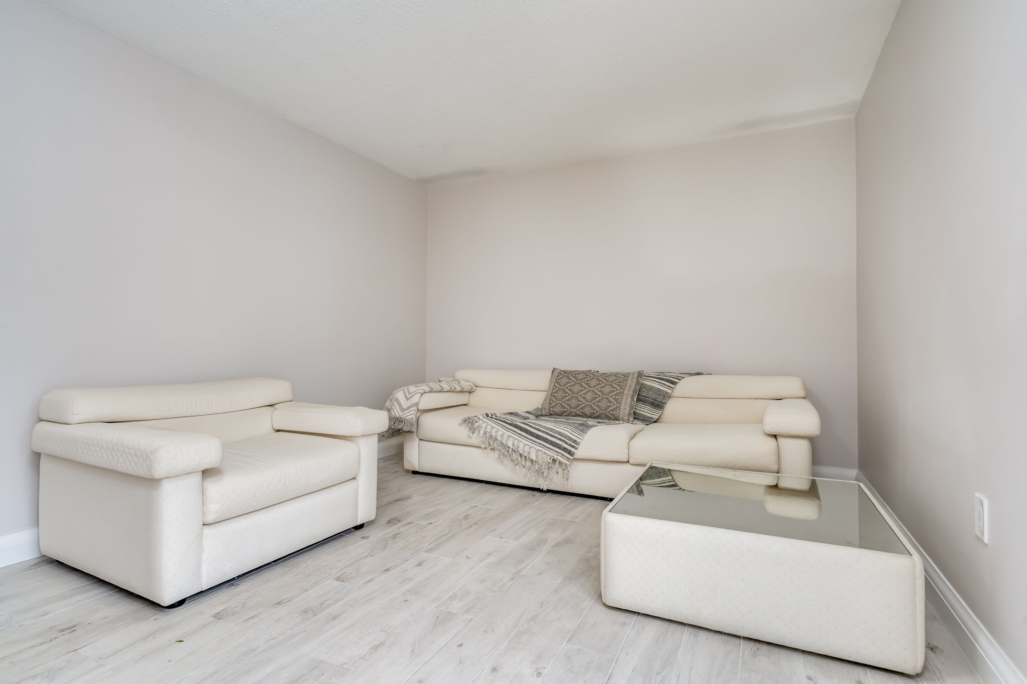  54 Avonmore Crescent, Orangeville, ON L9W 3C3, US Photo 6