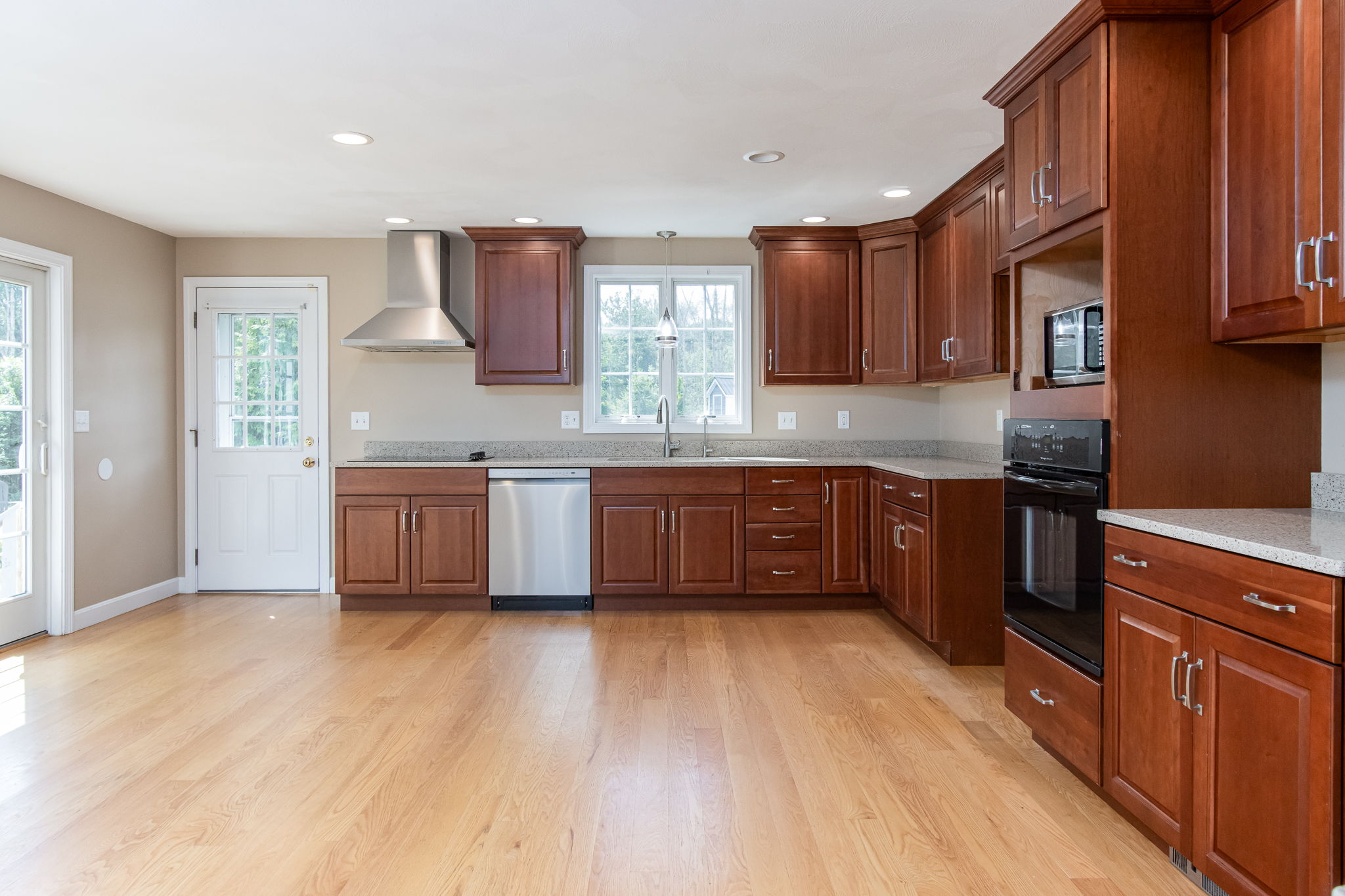 KitchenBreakfastArea-5