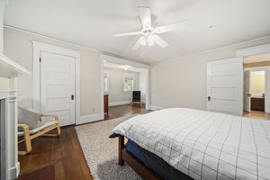  Photo 23