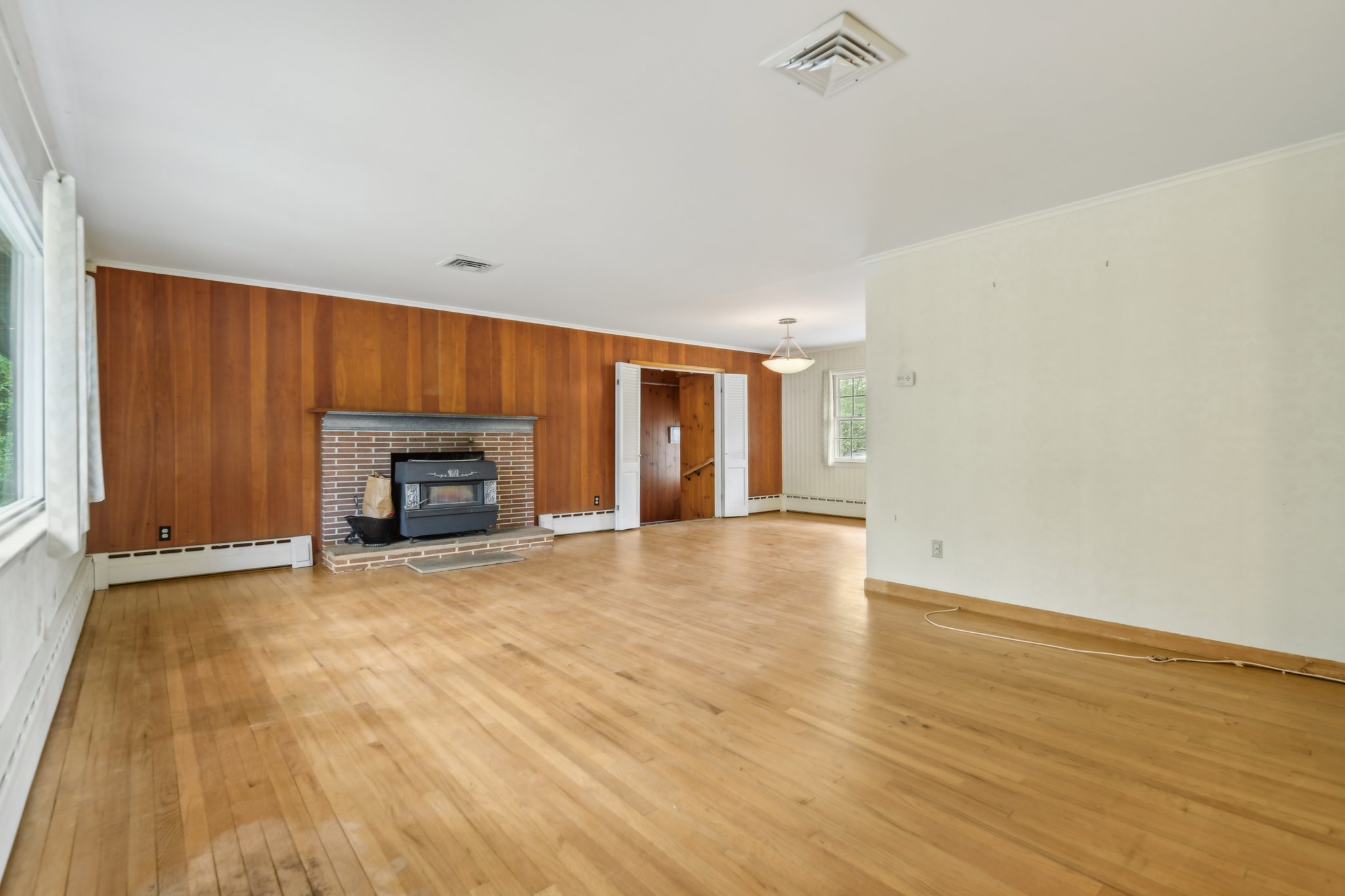Cedar St-0605-004.jpg
