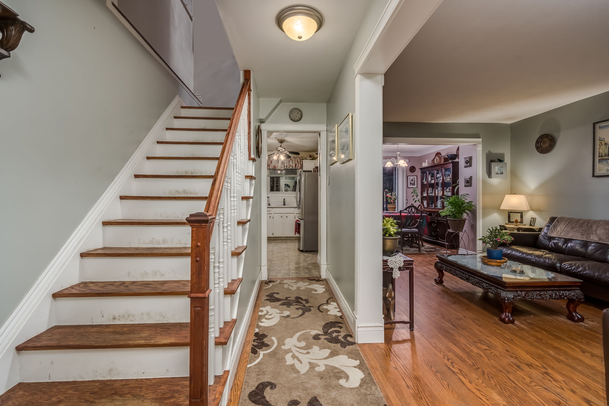  54 Crawford Dr, Brampton, ON L6V 2C7, US Photo 3