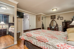  54 Crawford Dr, Brampton, ON L6V 2C7, US Photo 11