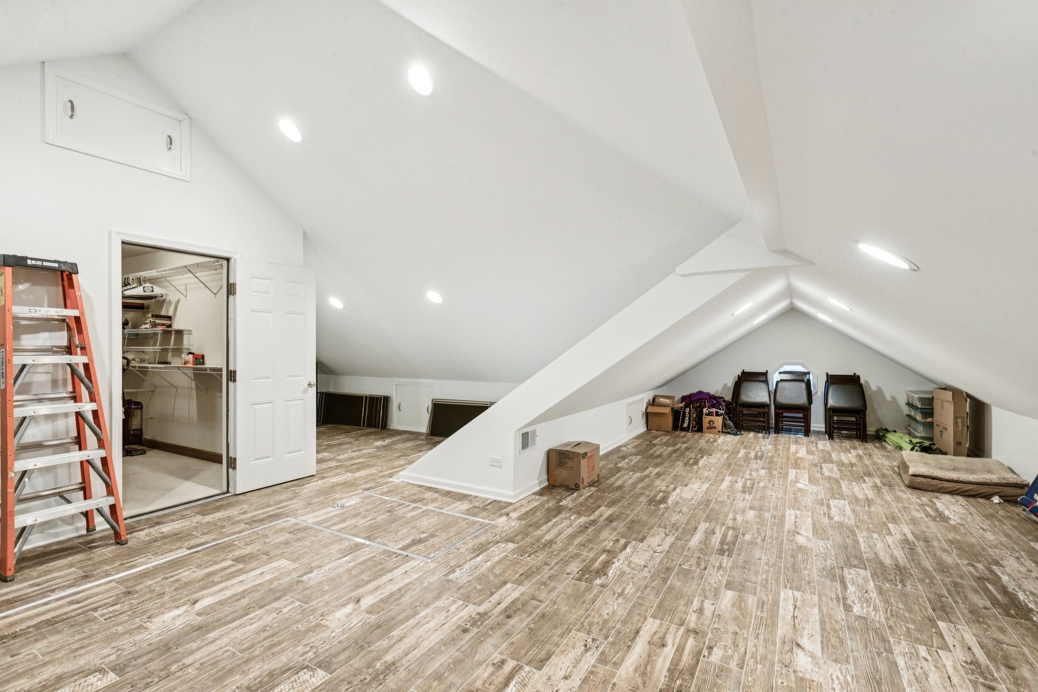 Gentry Dr-S0304-062.jpg