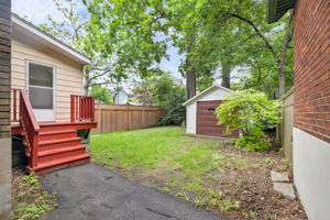  Photo 8