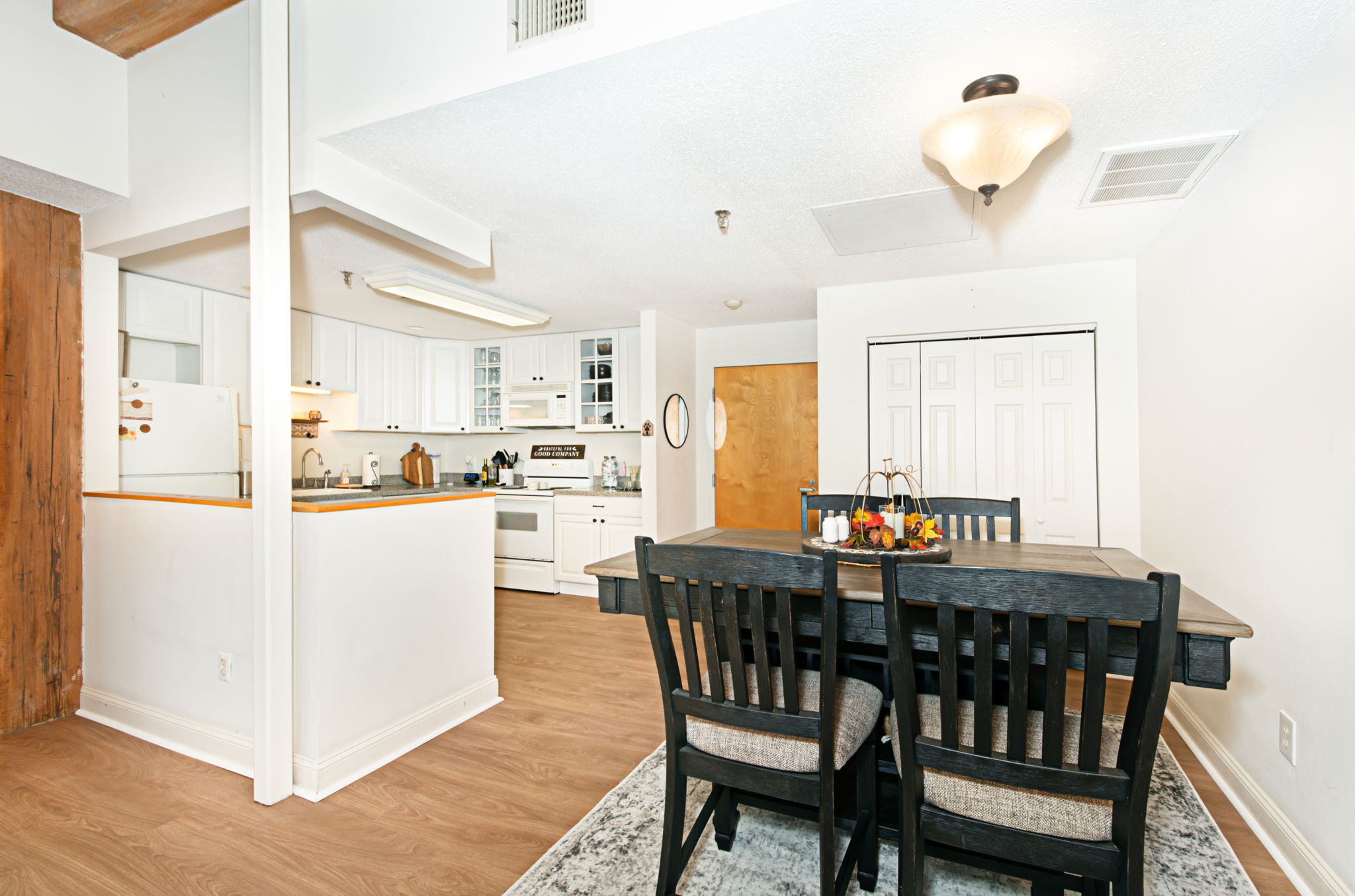 54 Green St, Leominster, MA 01453, USA Photo 9