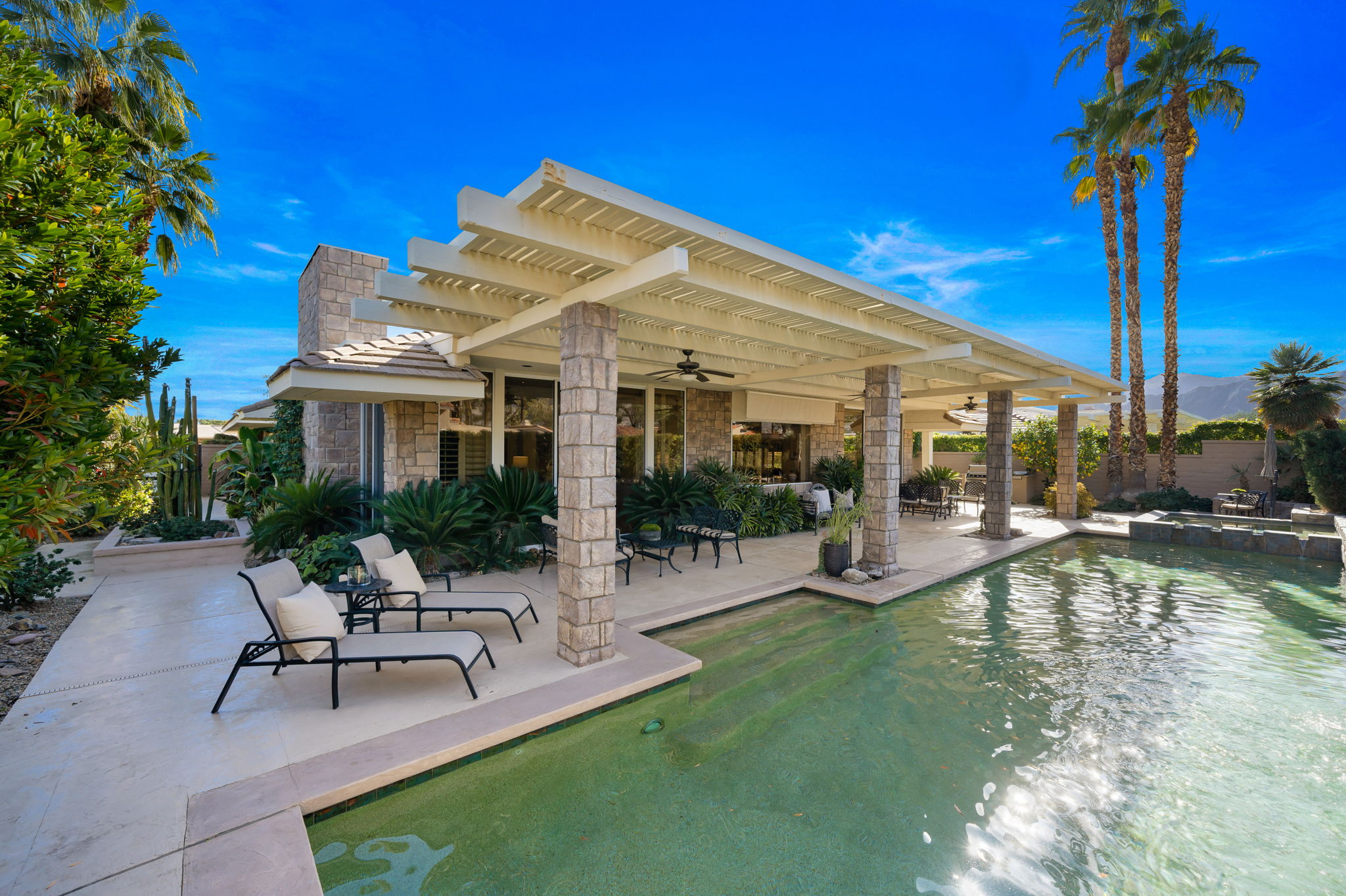 54 Mayfair Dr, Rancho Mirage, CA 92270, USA Photo 45
