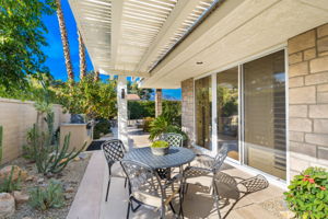 54 Mayfair Dr, Rancho Mirage, CA 92270, USA Photo 37