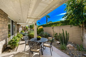 54 Mayfair Dr, Rancho Mirage, CA 92270, USA Photo 36