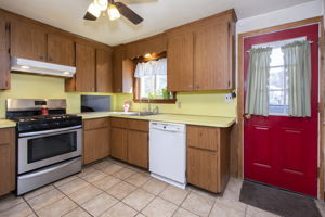 54 North Ave, Rockland, MA 02370, USA Photo 10
