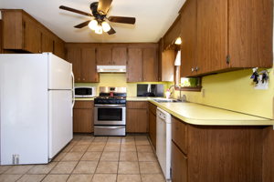 54 North Ave, Rockland, MA 02370, USA Photo 11