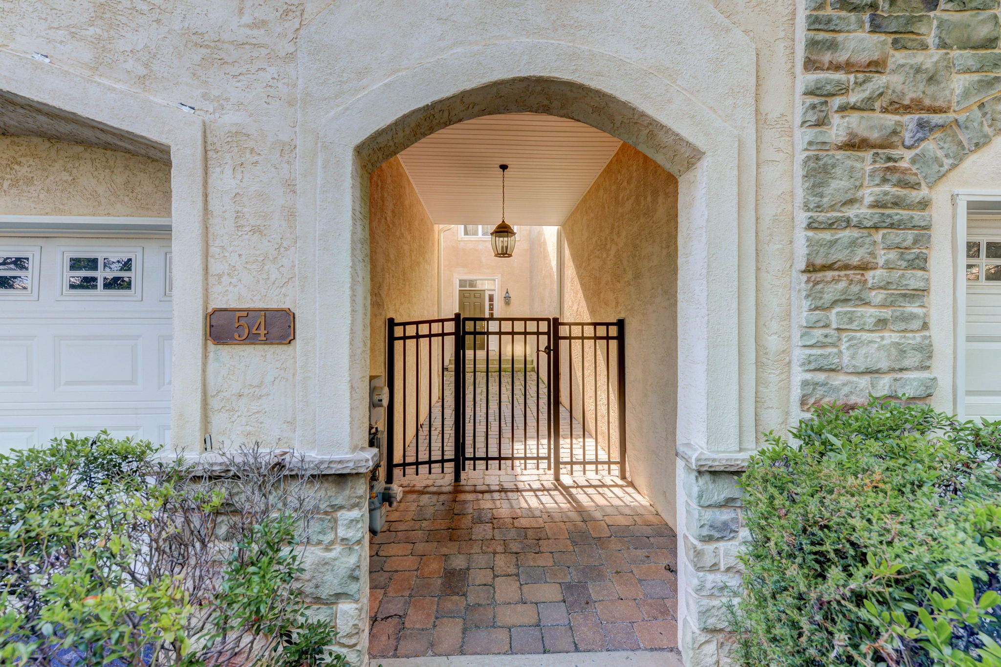 Old Barn Dr-007