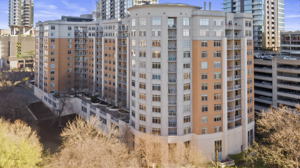 54 Rainey St, Austin, TX 78701, USA Photo 34