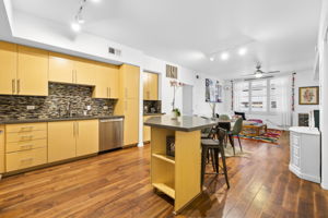 54 Rainey St, Austin, TX 78701, USA Photo 3