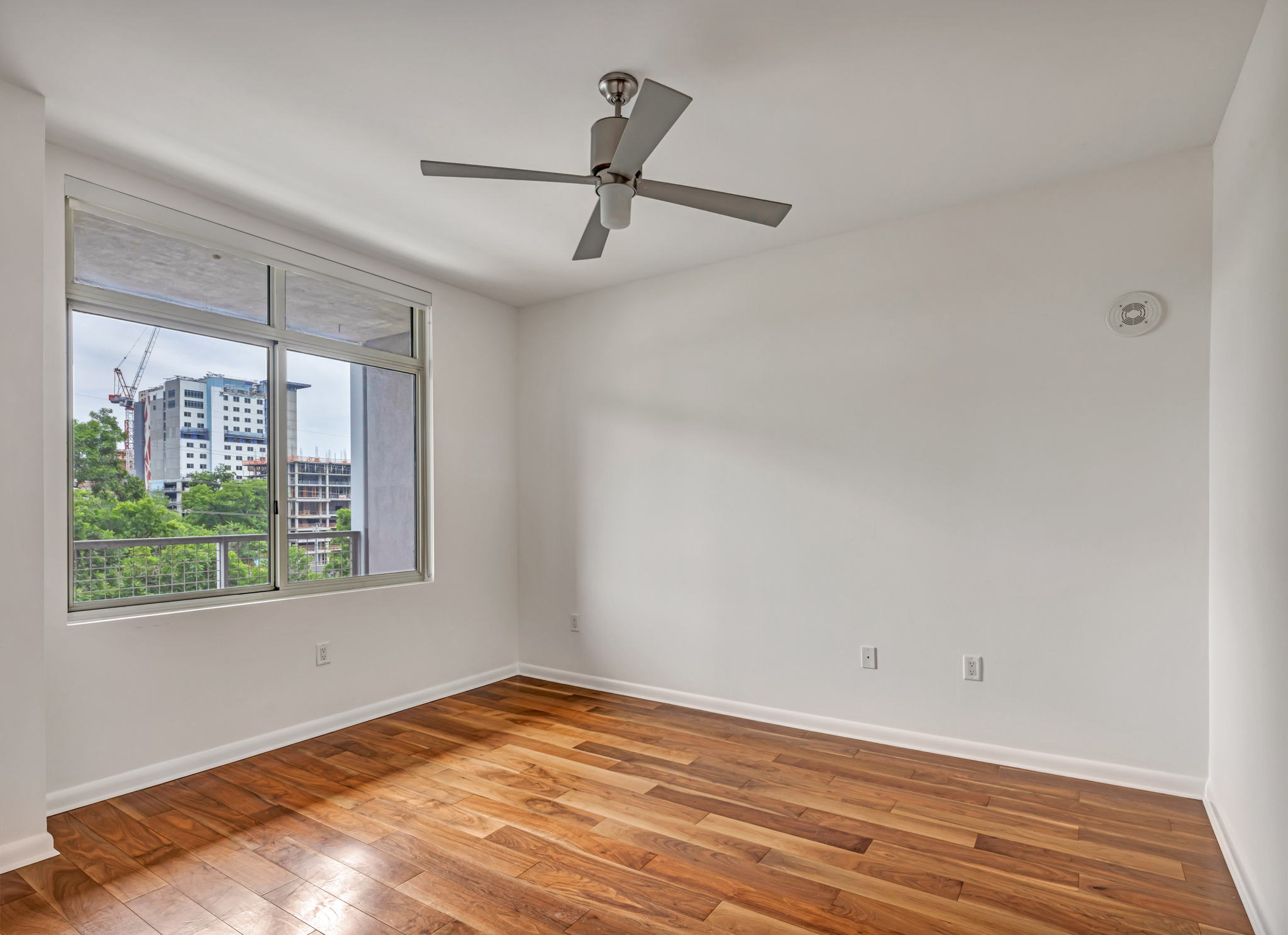 54 Rainey St, Austin, TX 78701, USA Photo 29