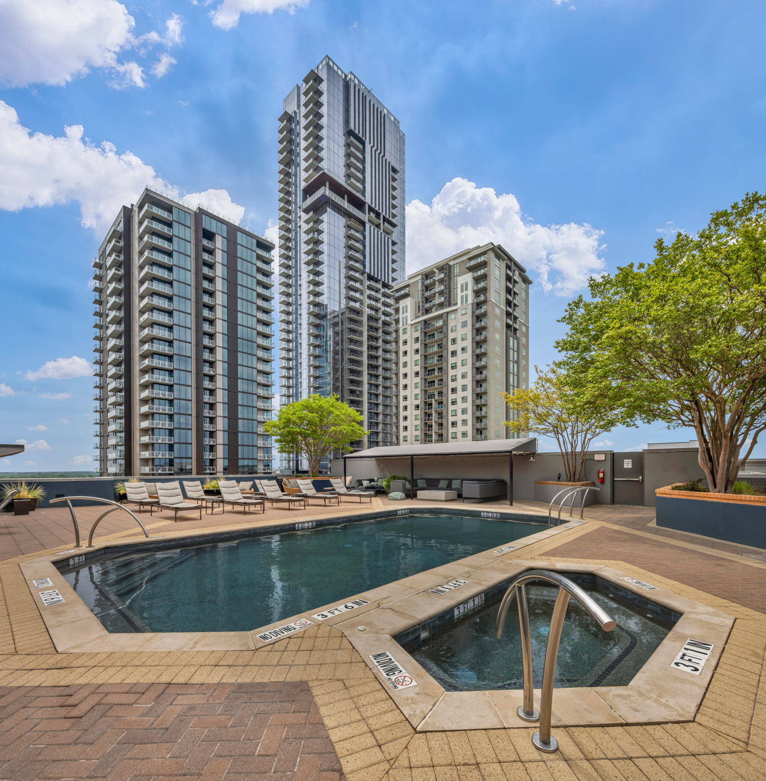 54 Rainey St, Austin, TX 78701, USA Photo 14