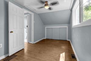  Photo 38