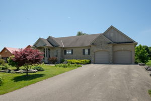  Photo 0