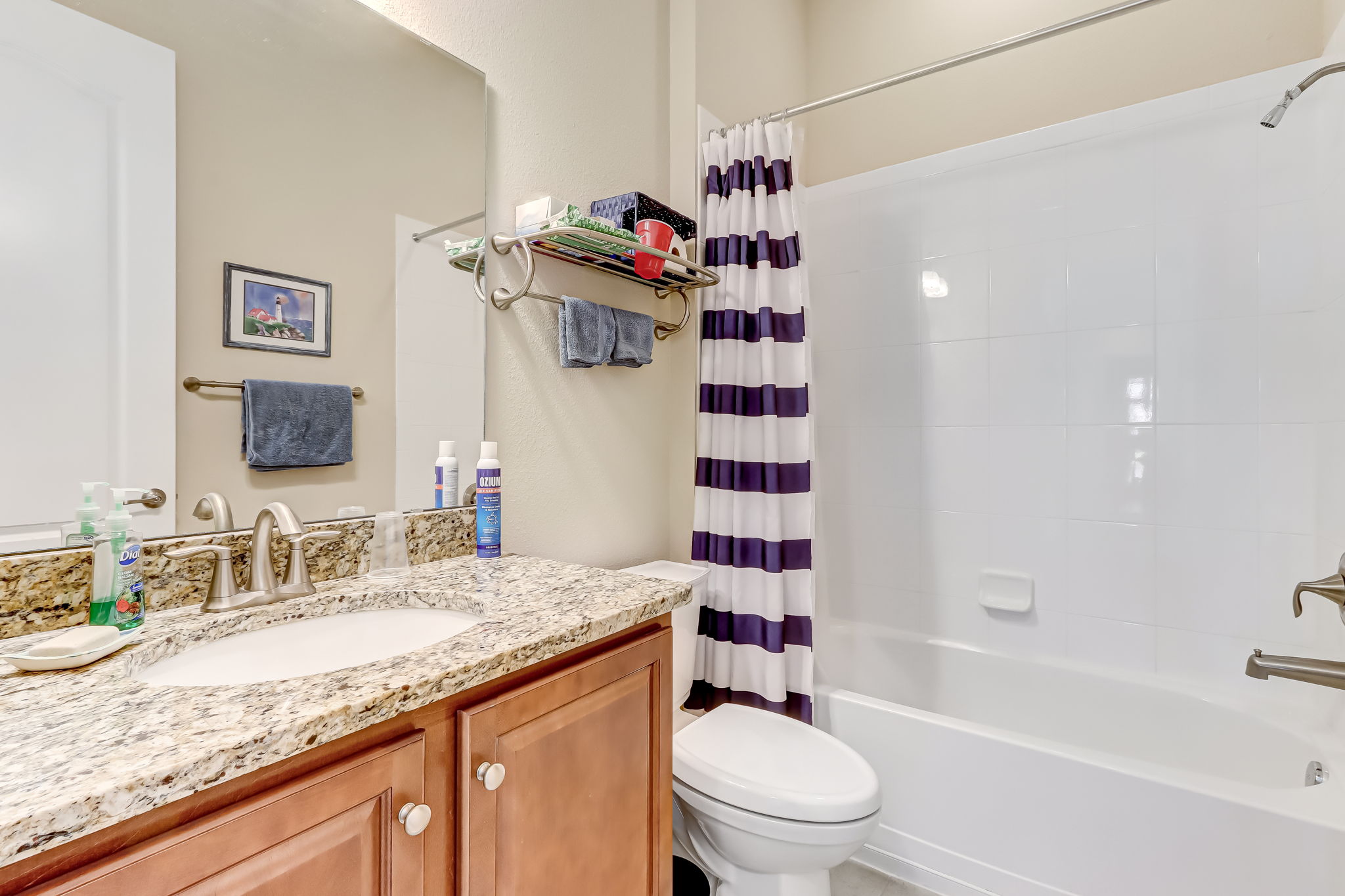 Full Bathroom tub/shower combo