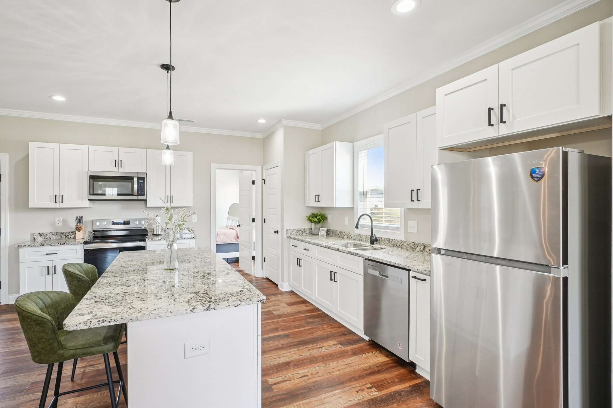 Broomcorn Ln-S2803-015.jpg