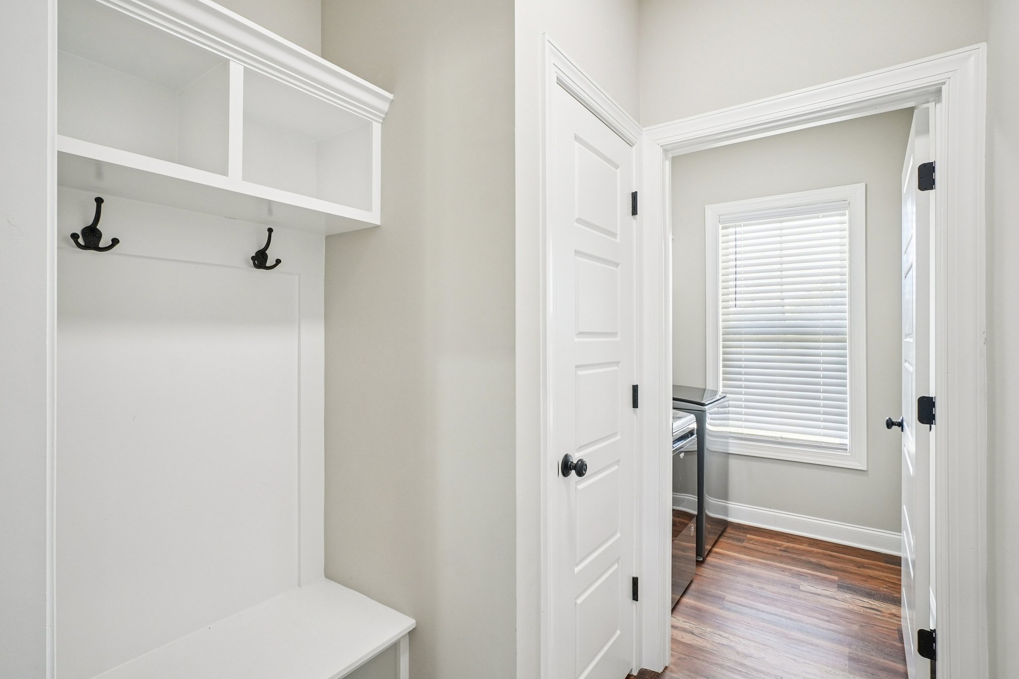 Broomcorn Ln-S2803-029.jpg