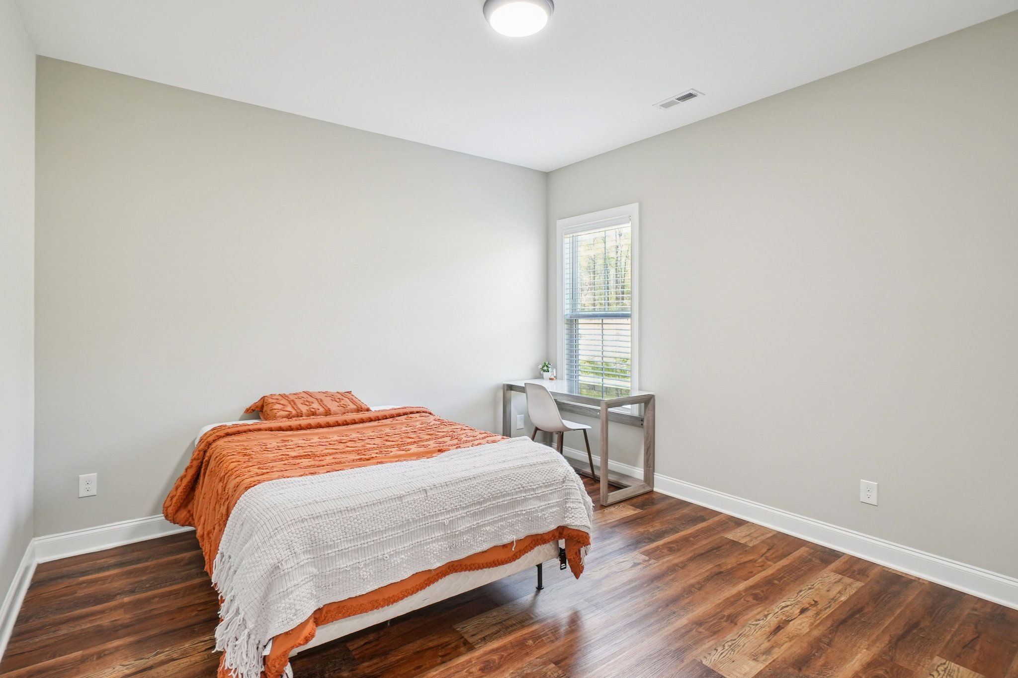 Broomcorn Ln-S2803-031.jpg