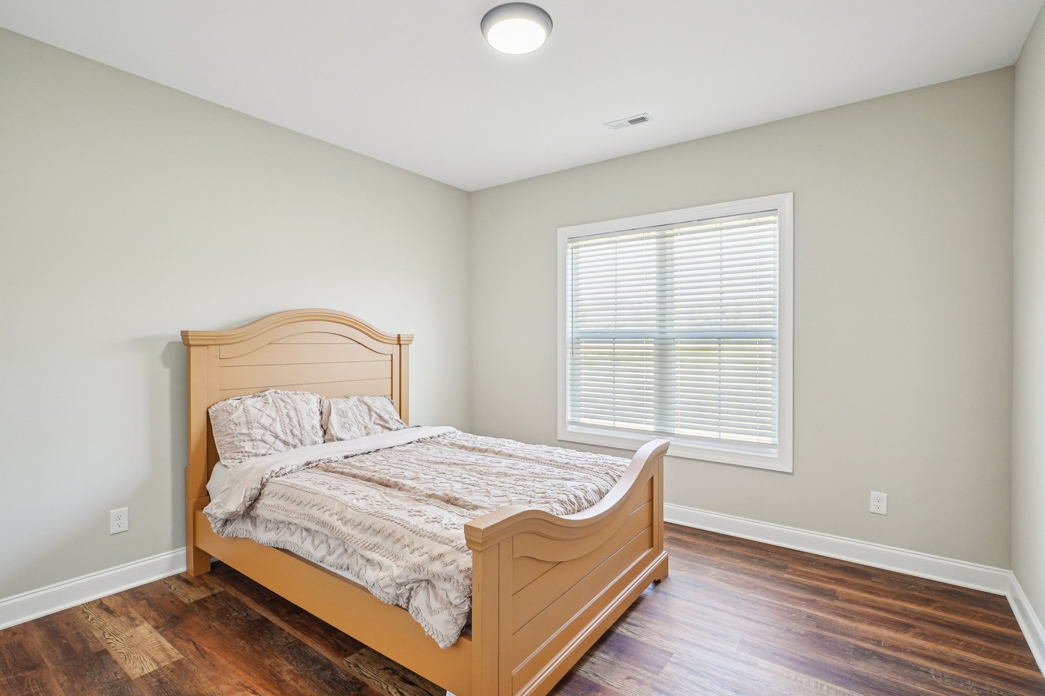 Broomcorn Ln-S2803-034.jpg