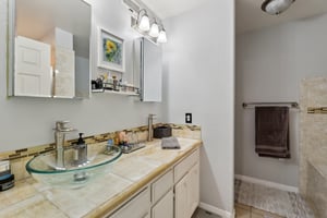 Donax Ave-0206-021.jpg
