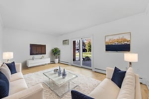 DSC01219 virtually staged.jpeg